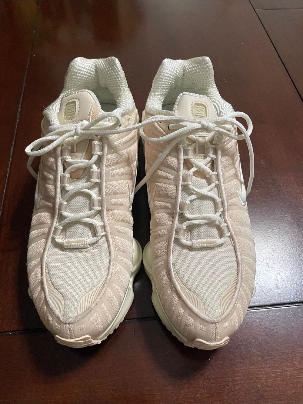 Nike Women's Athletic Sneakers in Light Beige/Pale Pink